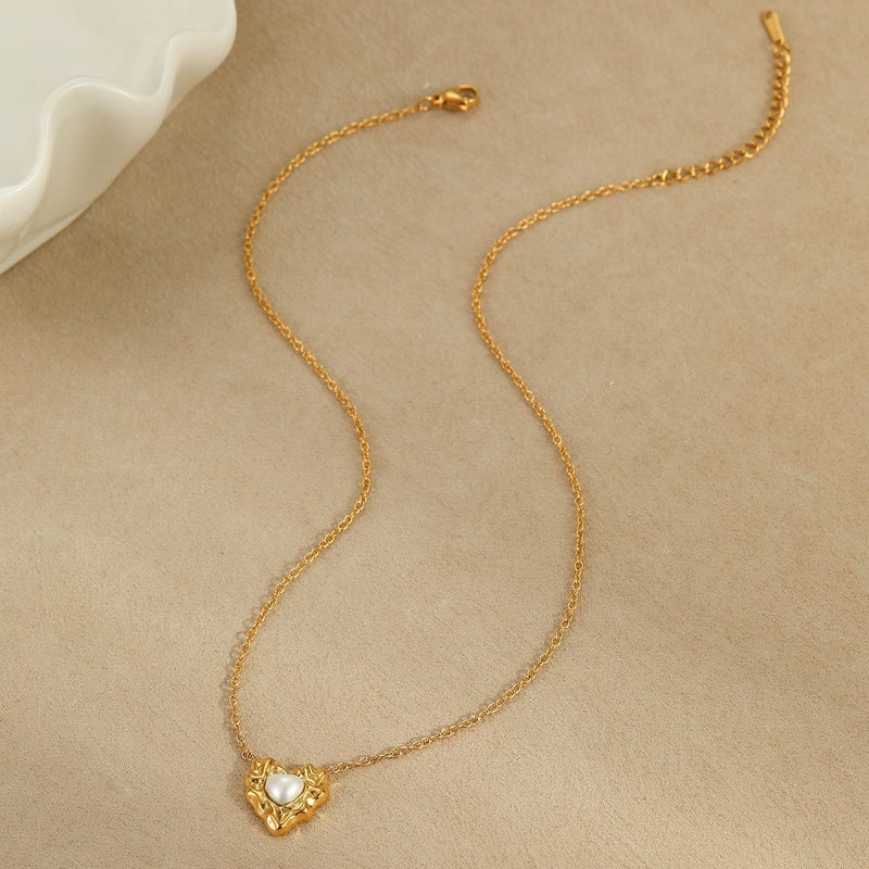 Simple Heart-Shaped Stainless Steel Necklace Fashionable 18K Gold-Plated Design Pearl Necklace Clavicle Chain - Image 3